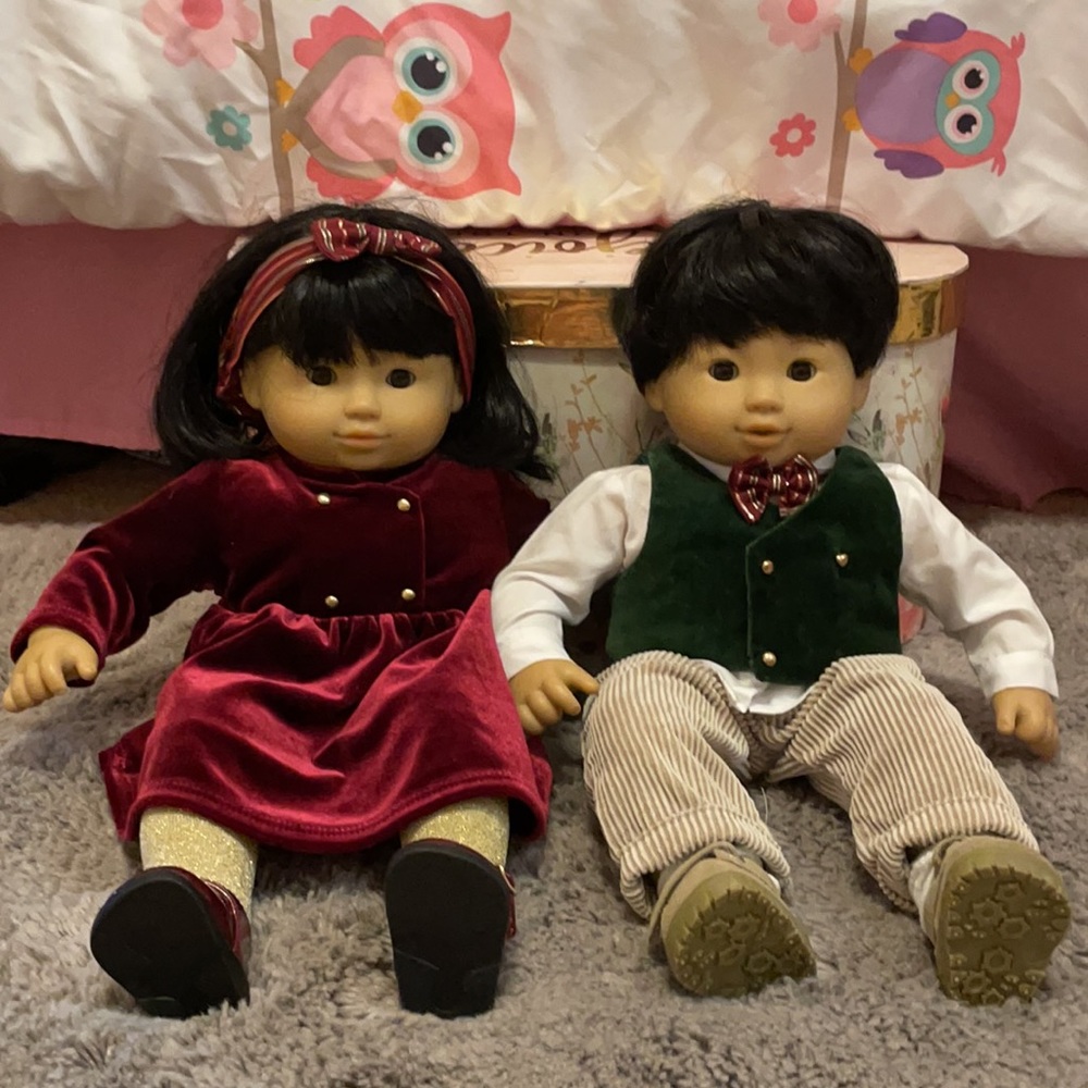 Vintage twins Bitty Babies.